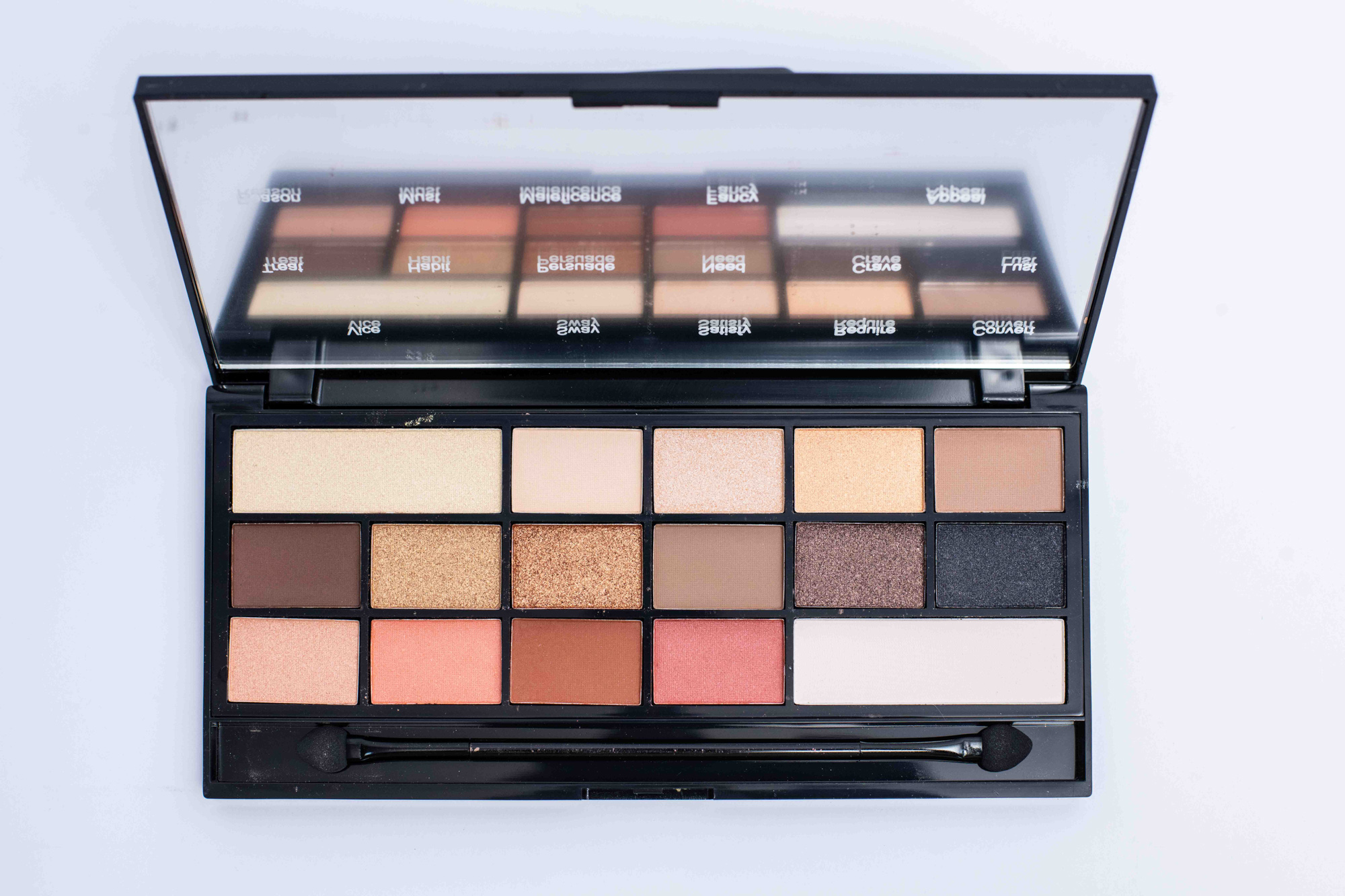 Revolution Eye Shadow 16 Colours New-trals Vs Neutrals Palette Eyes Makeup Face - Image 2